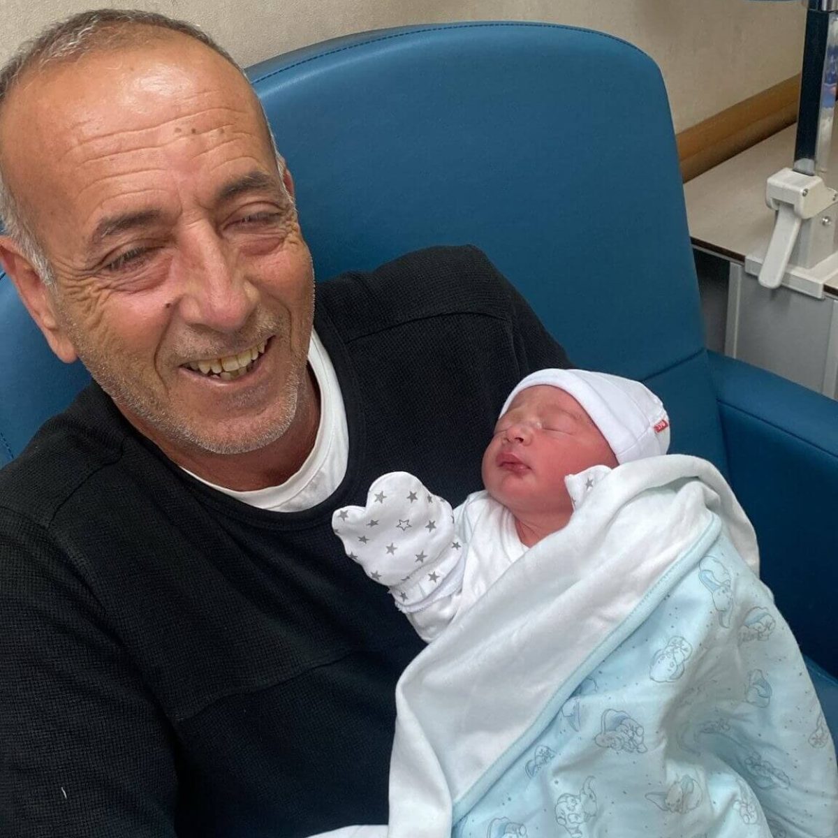tsharli avitan (1)